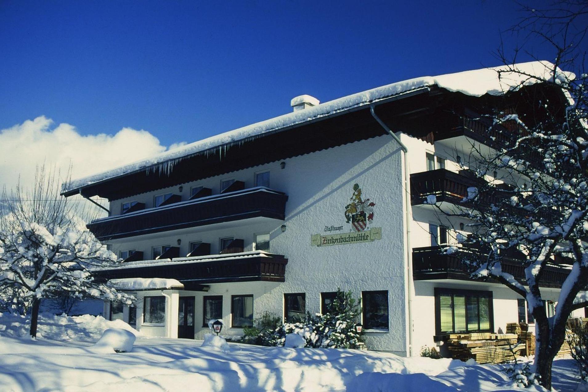 Gasthof Zinkenbachmuehle Sankt Gilgen Exterior photo